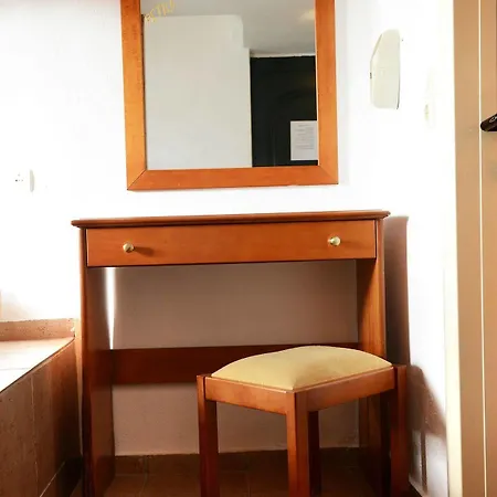 Petra Village Apartahotel 3*
